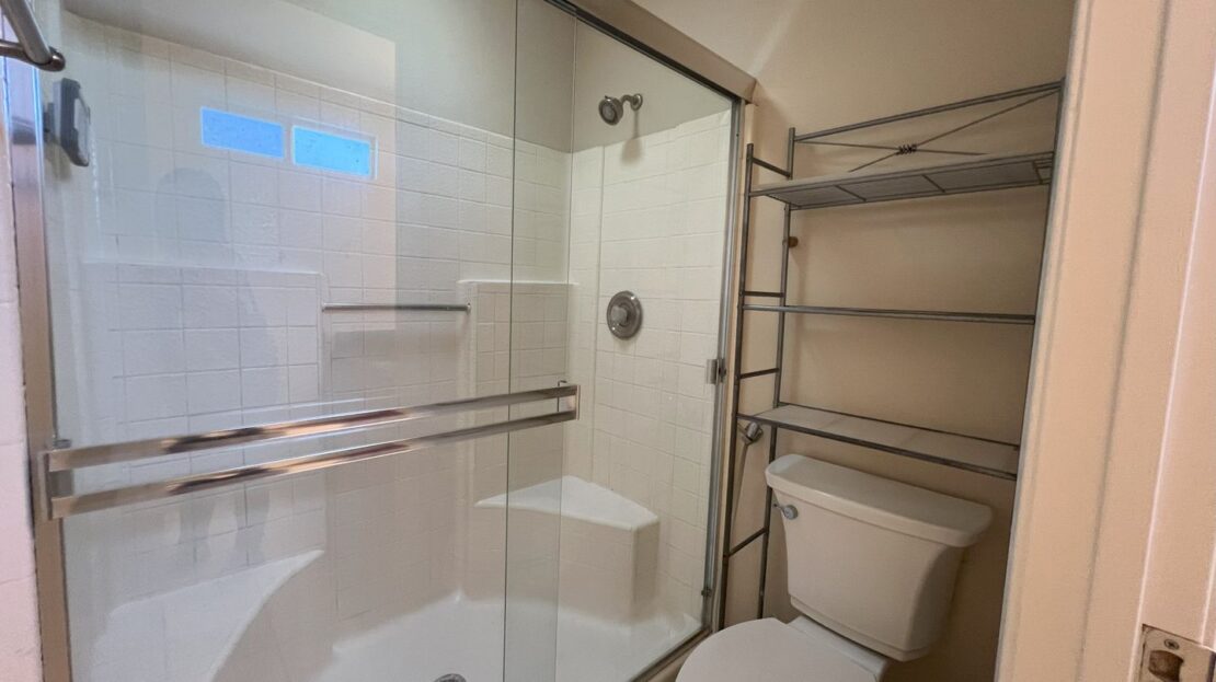 936 Venice Glen - Escondido - California - 3 bed, 2.5 bath rental property