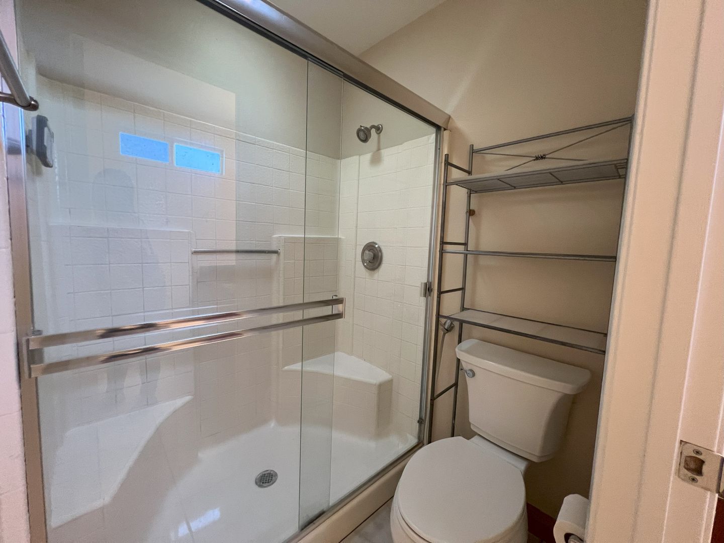 936 Venice Glen - Escondido - California - 3 bed, 2.5 bath rental property