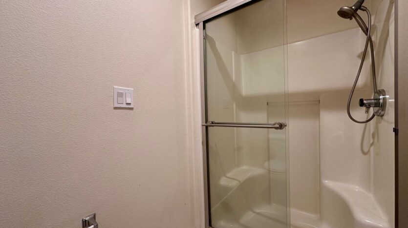 12418 SE Mountain Sun Dr. - Oregon - 3 bed, 2 bath rental property