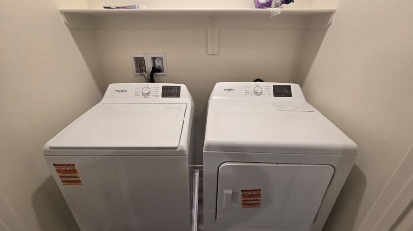 9436 Emerald Mesa Street - Las Vegas - Nevada - 3 bed, 2.5 bath rental property