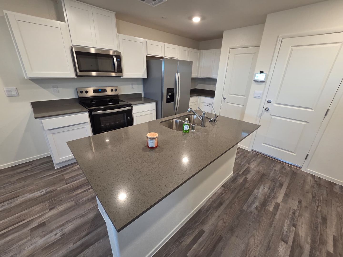 9436 Emerald Mesa Street - Las Vegas - Nevada - 3 bed, 2.5 bath rental property