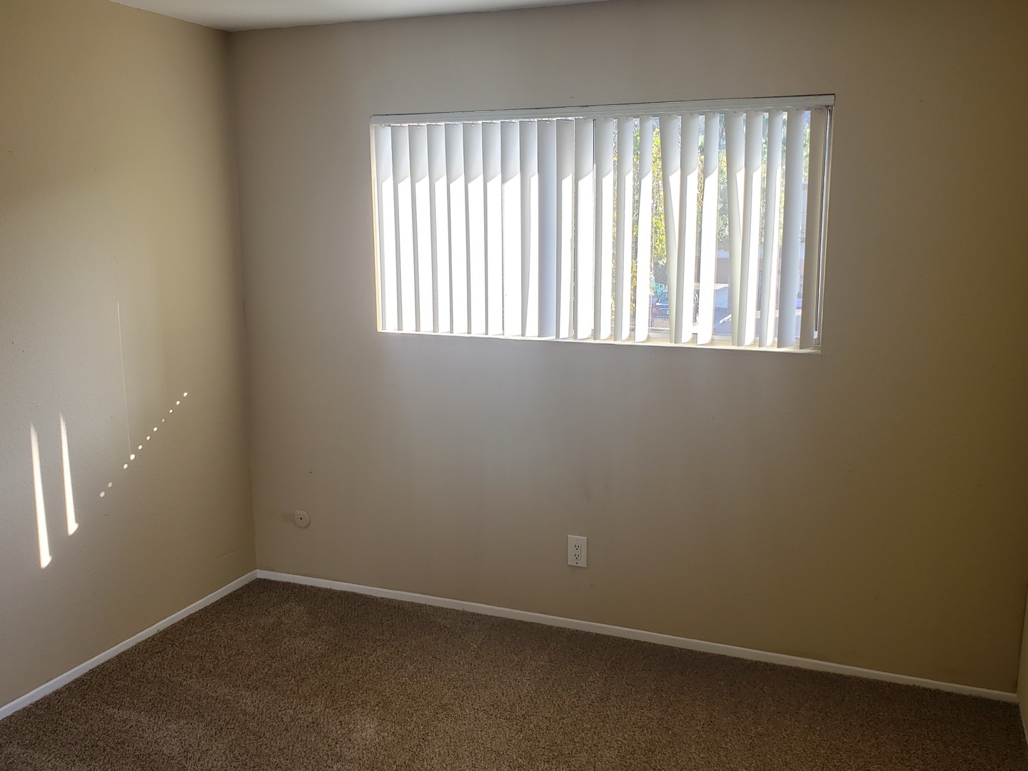 962 South Mollison Avenue - El Cajon - California - 2 bed, 1 bath rental property