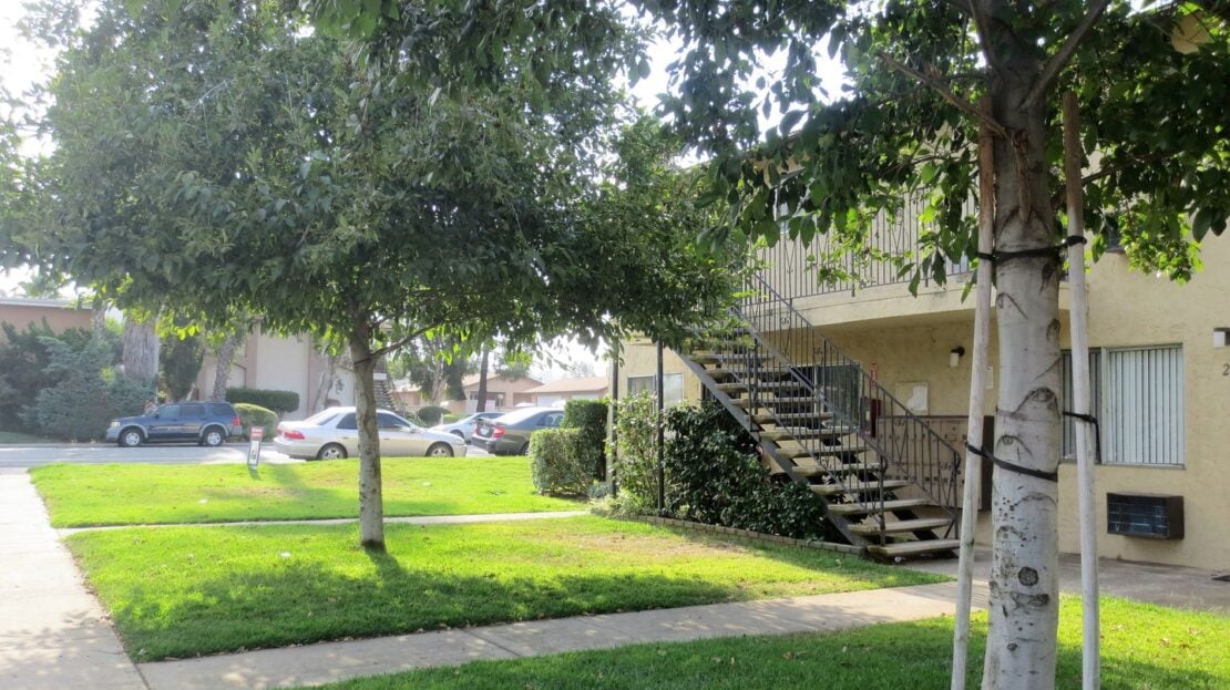 962 South Mollison Avenue - El Cajon - California - 2 bed, 2 bath rental property