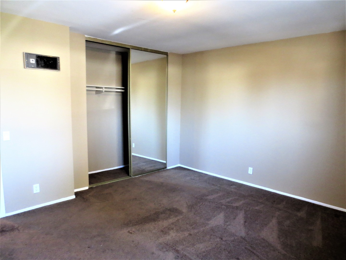 962 South Mollison Avenue - El Cajon - California - 2 bed, 1 bath rental property