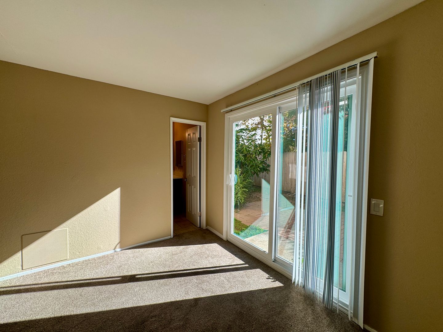 962 South Mollison Avenue - El Cajon - California - 2 bed, 2 bath rental property