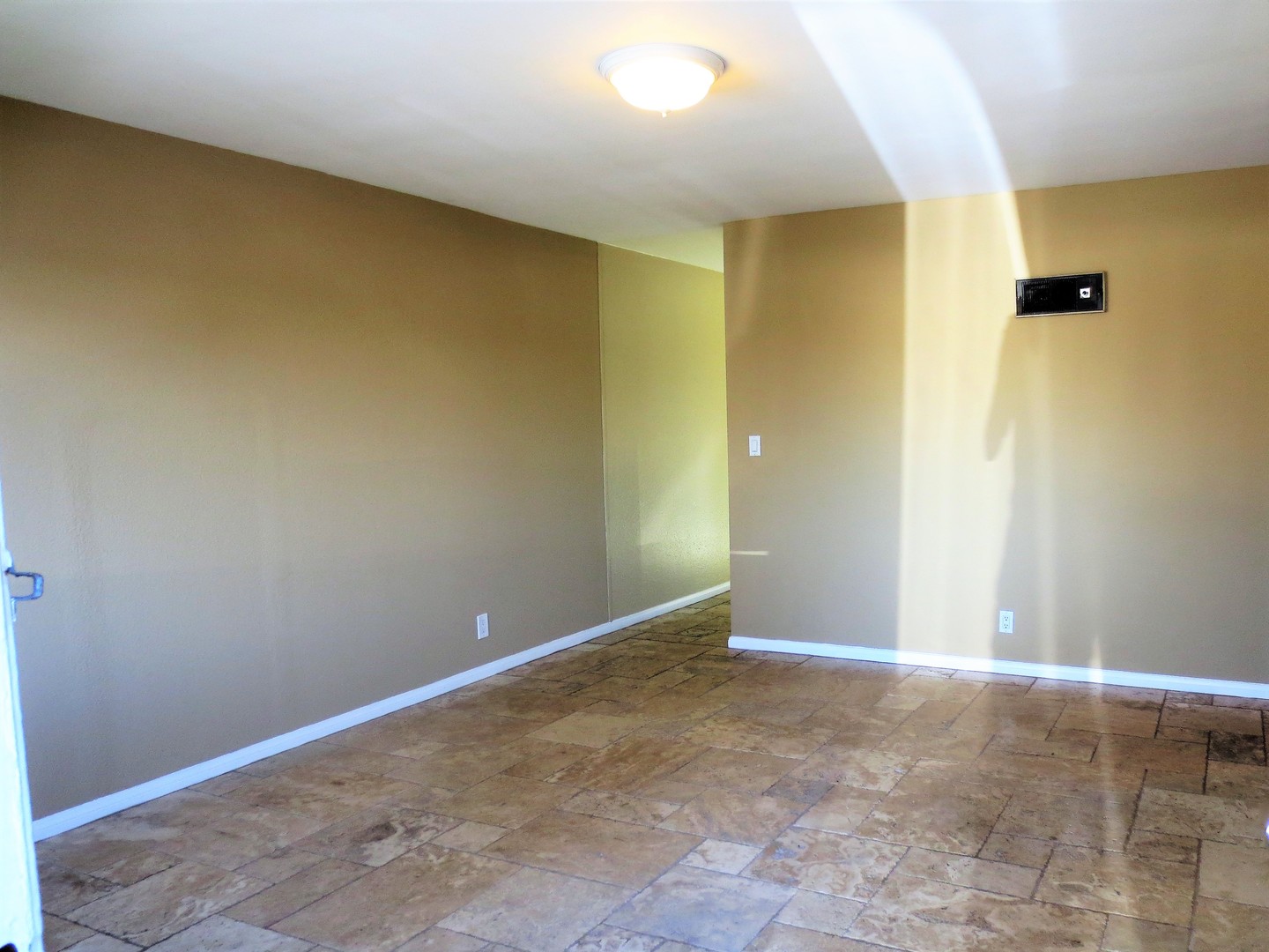 962 South Mollison Avenue - El Cajon - California - 2 bed, 1 bath rental property