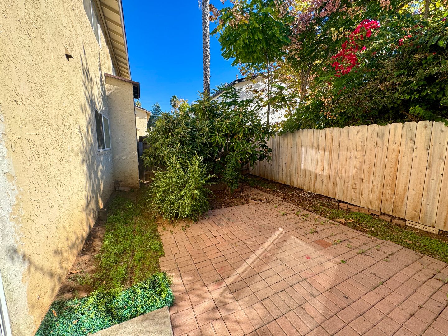 962 South Mollison Avenue - El Cajon - California - 2 bed, 2 bath rental property