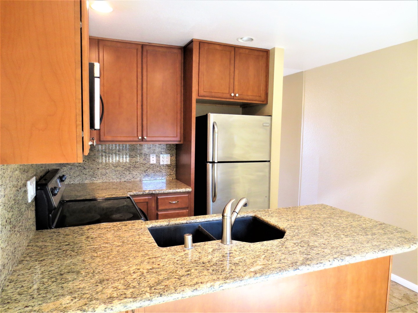 962 South Mollison Avenue - El Cajon - California - 2 bed, 1 bath rental property