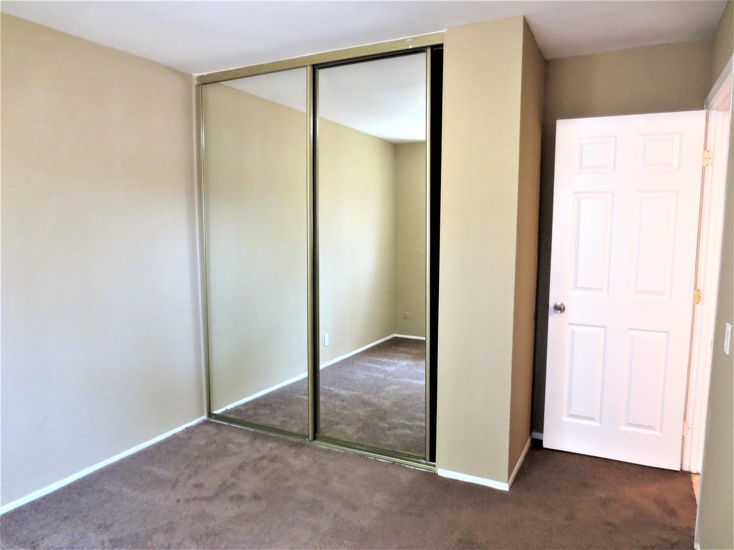 962 South Mollison Avenue - El Cajon - California - 2 bed, 1 bath rental property