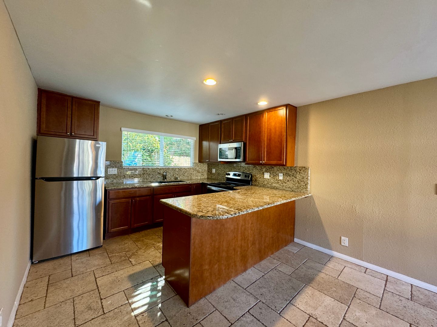 962 South Mollison Avenue - El Cajon - California - 2 bed, 2 bath rental property