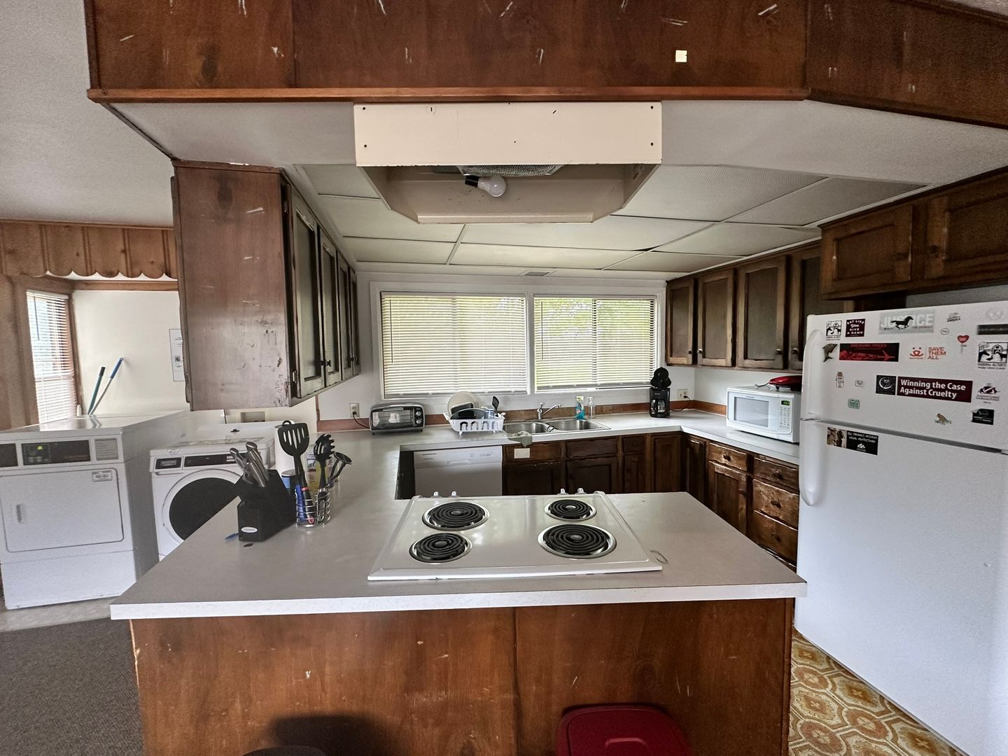 9919 SW Boones Ferry Road - Room 1 - Portland - Oregon - 1 bed, 1.5 bath rental property