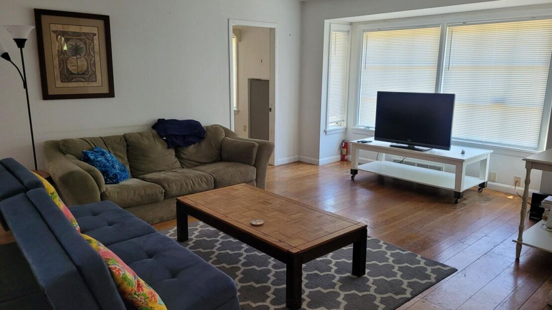 9919 SW Boones Ferry Road - Room 2 - Portland - Oregon - 1 bed, 1 bath rental property