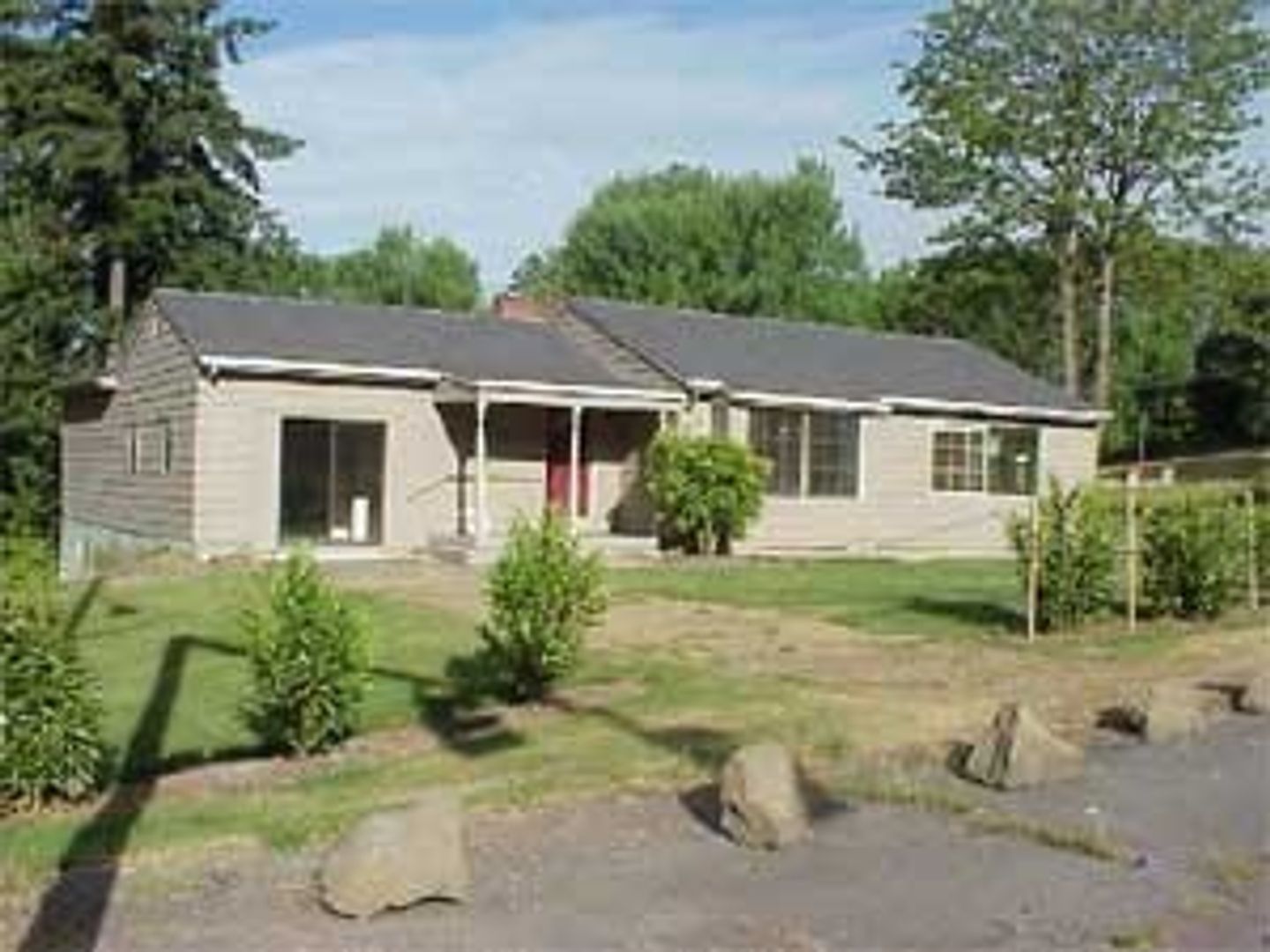 9919 SW Boones Ferry Road - Room 2 - Portland - Oregon - 1 bed, 1 bath rental property