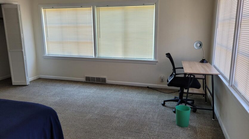 9919 SW Boones Ferry Road - Room 3 - Portland - Oregon - 1 bed, 1 bath rental property