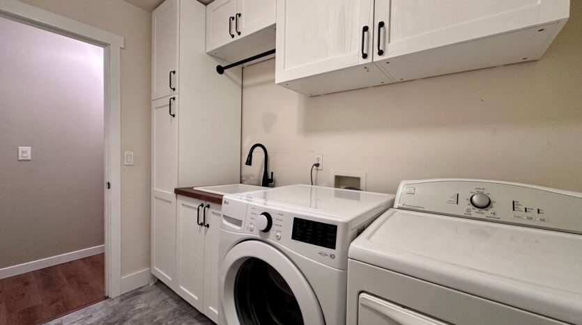 12418 SE Mountain Sun Dr. - Oregon - 3 bed, 2 bath rental property