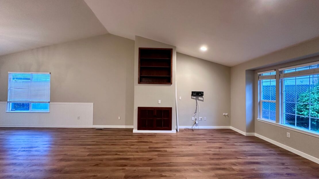 12418 SE Mountain Sun Dr. - Oregon - 3 bed, 2 bath rental property