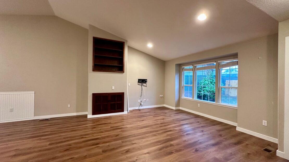 12418 SE Mountain Sun Dr. - Oregon - 3 bed, 2 bath rental property