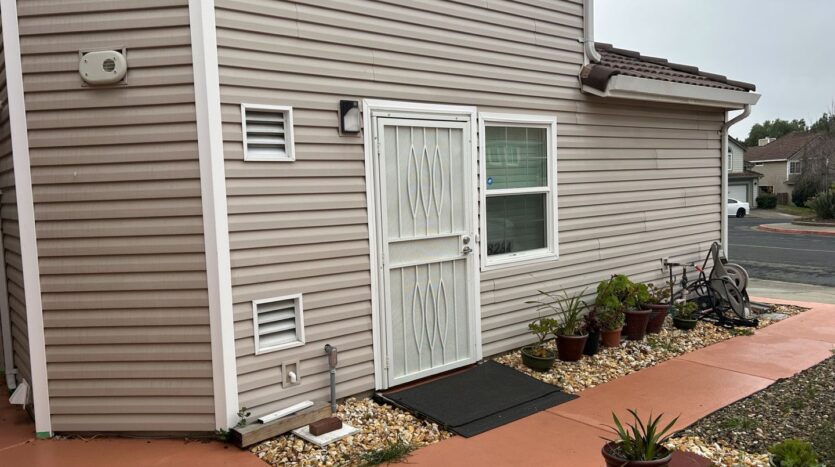 NB T L823 A Knights Circle  - Vallejo - California - 2 bed, 1 bath rental property