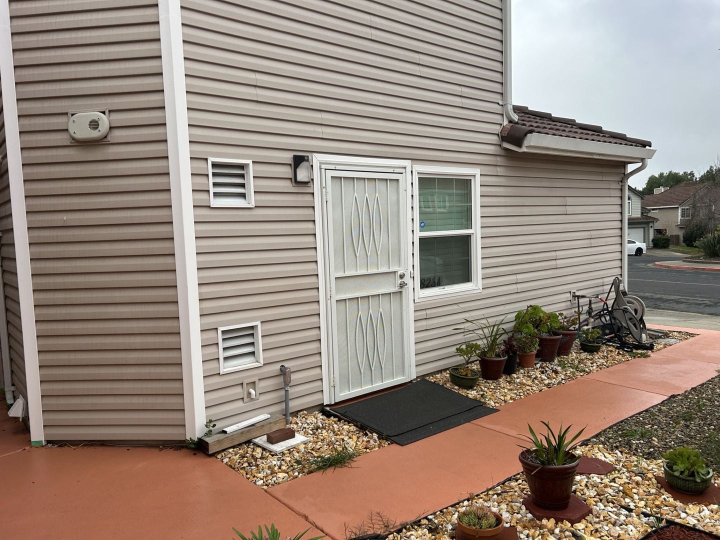 NB T L823 A Knights Circle  - Vallejo - California - 2 bed, 1 bath rental property