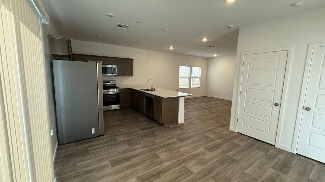 1024 Deerhorn Drive West  - Madera - California - 3 bed, 2 bath rental property