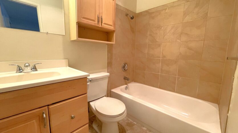 1027 Felspar Street - San Diego - California - 1 bed, 1 bath rental property