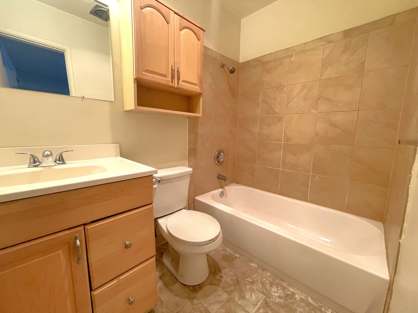 1027 Felspar Street - San Diego - California - 1 bed, 1 bath rental property