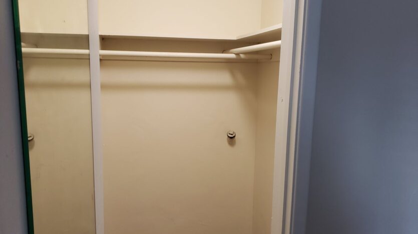 1027 Felspar Street - San Diego - California - 1 bed, 1 bath rental property