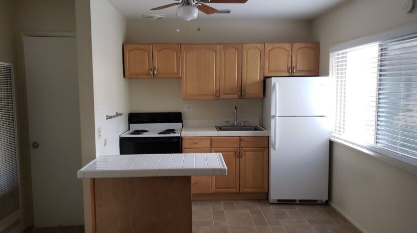 1027 Felspar Street - San Diego - California - 1 bed, 1 bath rental property