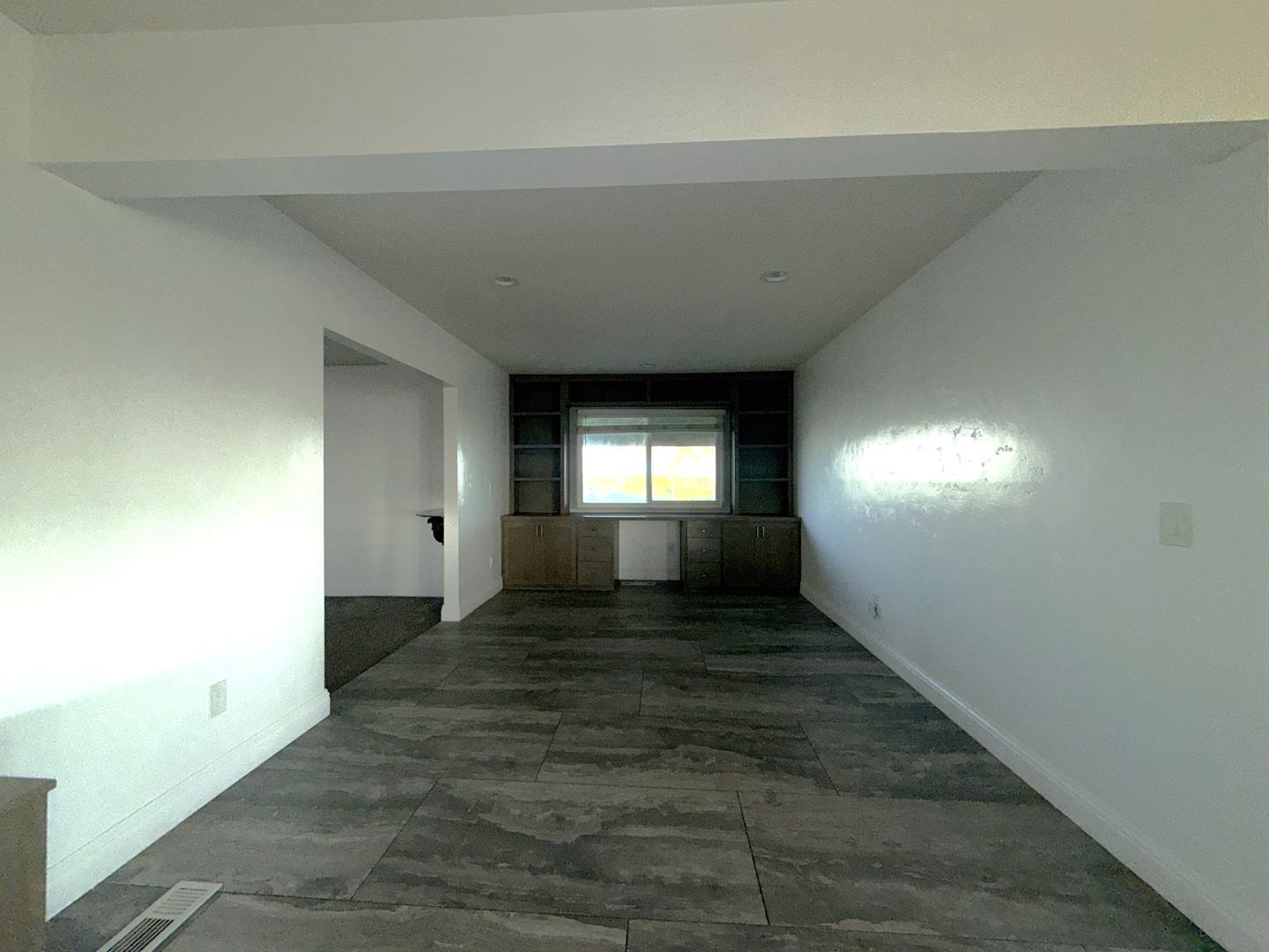 10592 360 Ave  - Visalia - California - 4 bed, 2 bath rental property