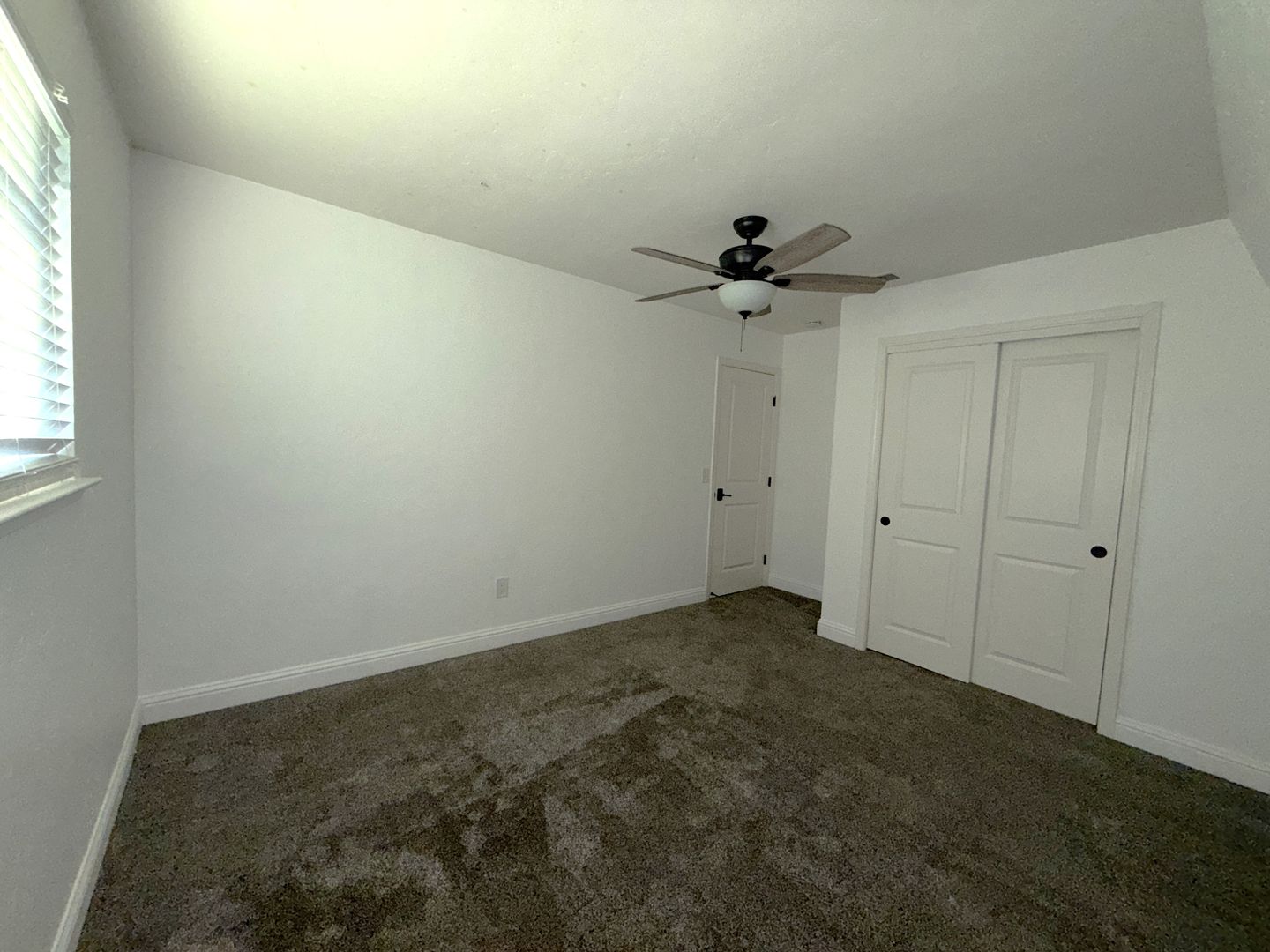 10592 360 Ave  - Visalia - California - 4 bed, 2 bath rental property