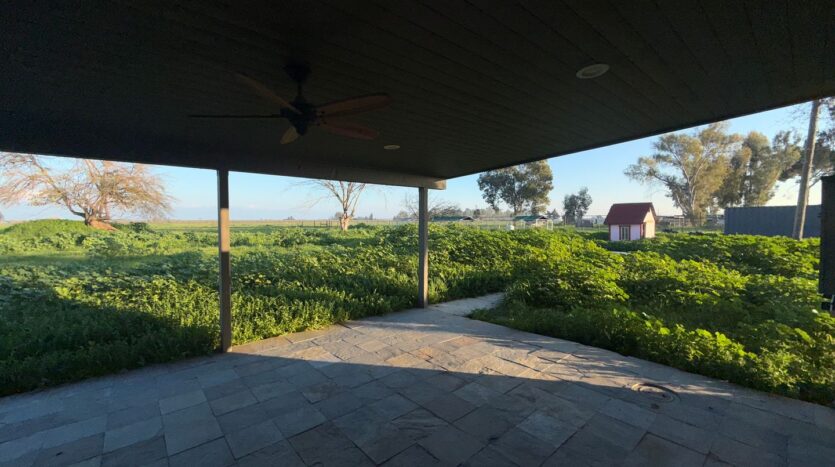 10592 360 Ave  - Visalia - California - 4 bed, 2 bath rental property