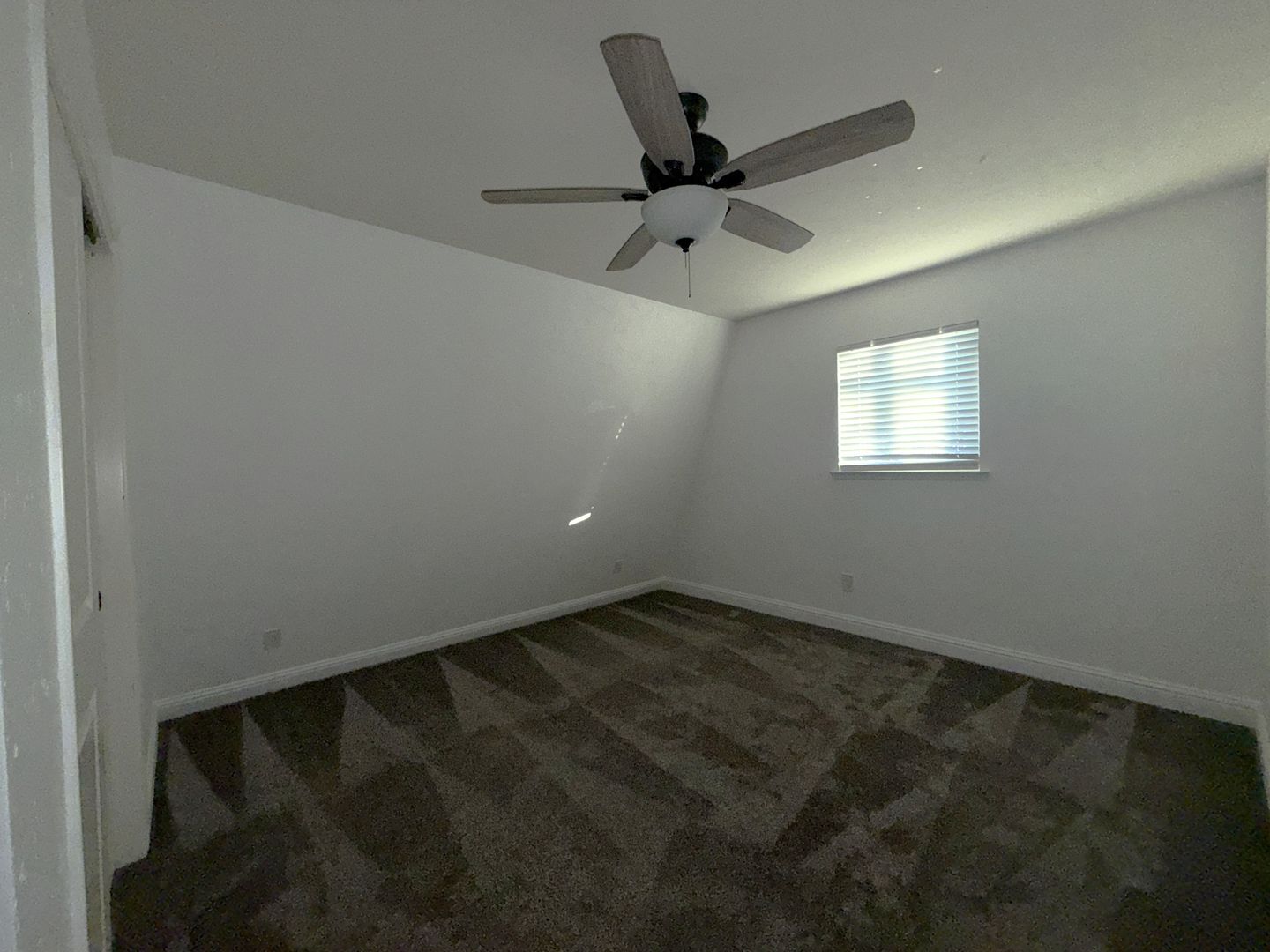 10592 360 Ave  - Visalia - California - 4 bed, 2 bath rental property