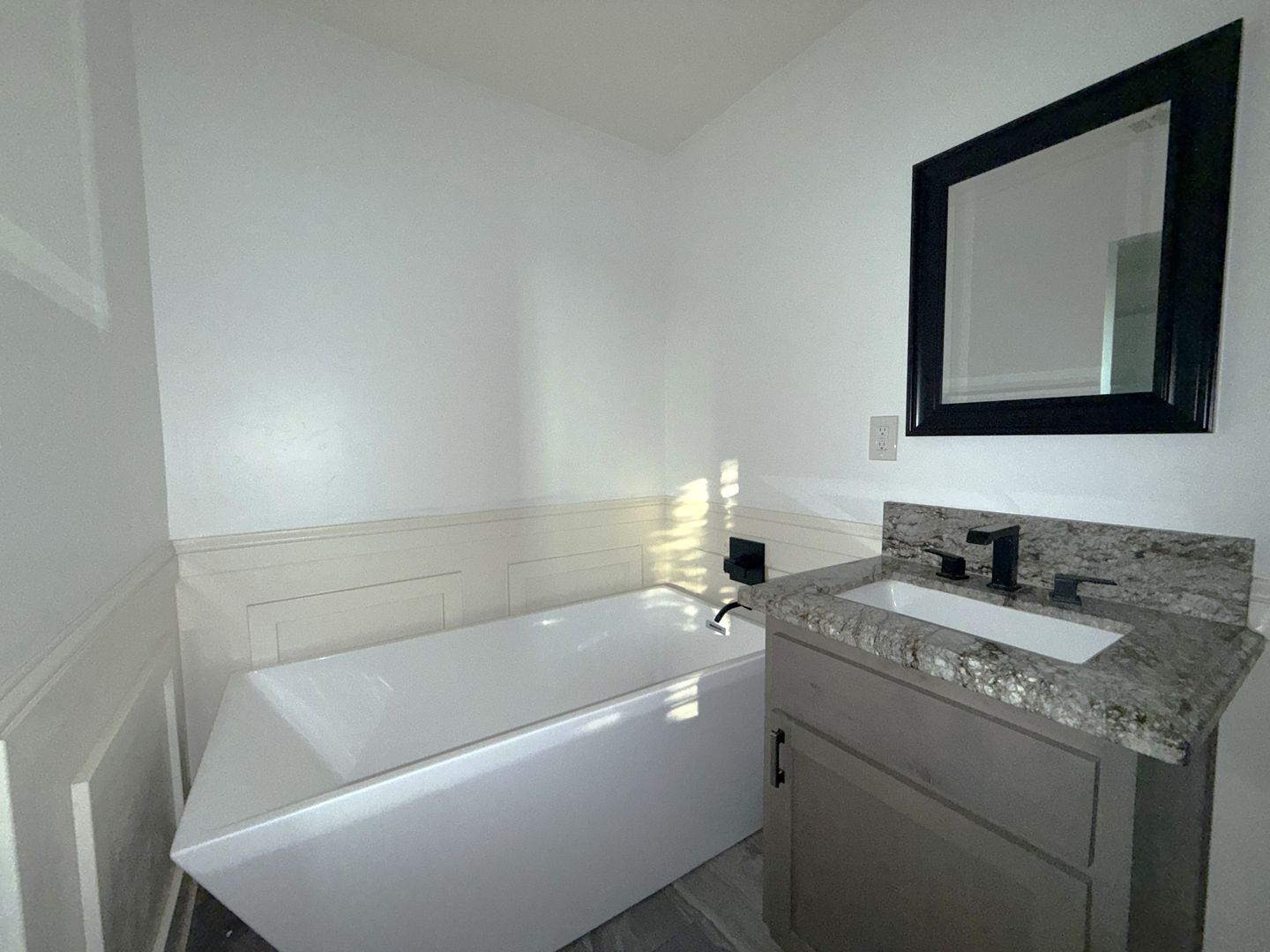 10592 360 Ave  - Visalia - California - 4 bed, 2 bath rental property