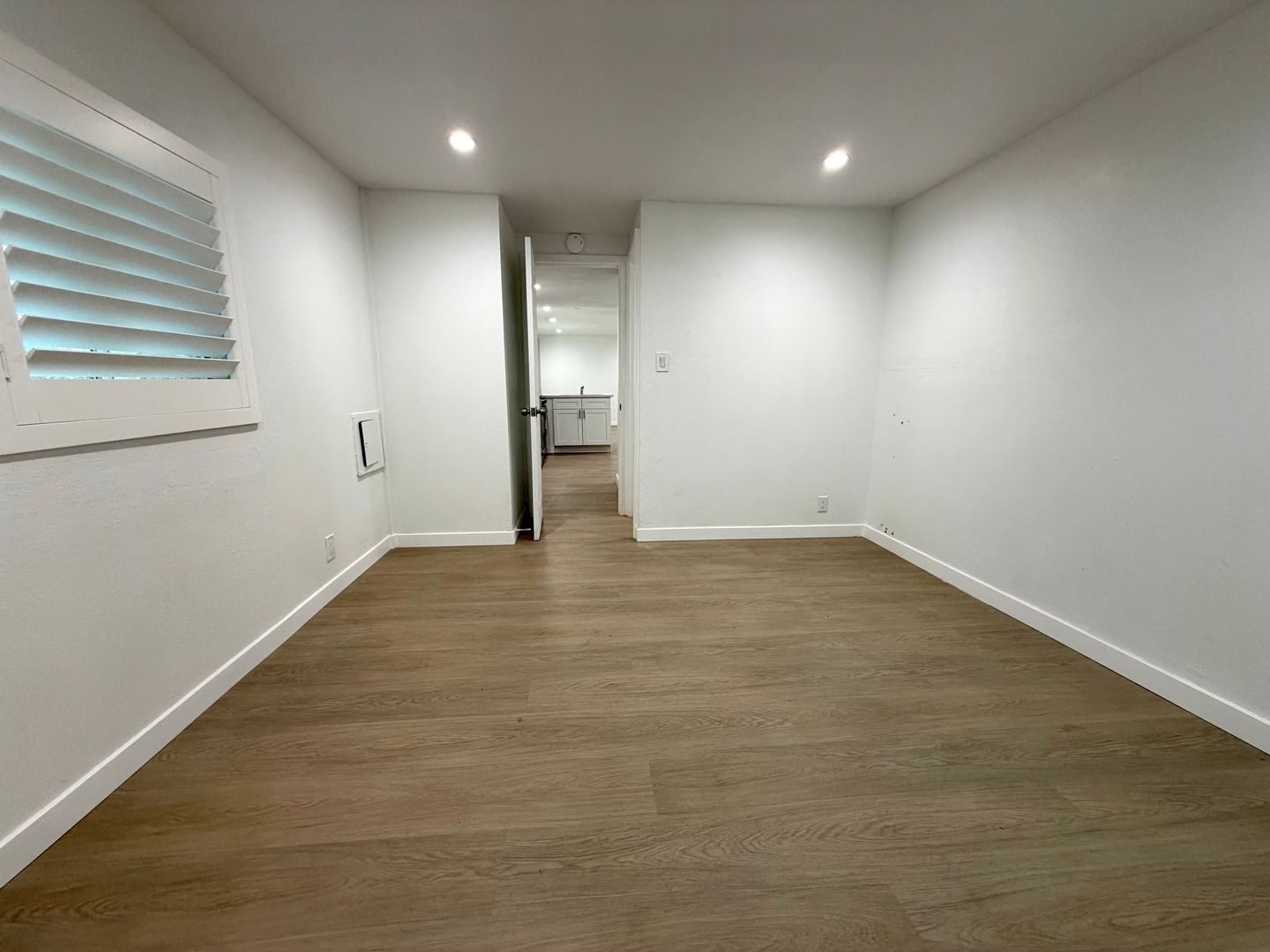 1070 Katherine Rd - Simi Valley - California - 2 bed, 2 bath rental property