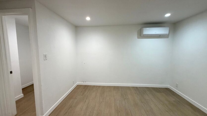 1070 Katherine Rd - Simi Valley - California - 2 bed, 2 bath rental property