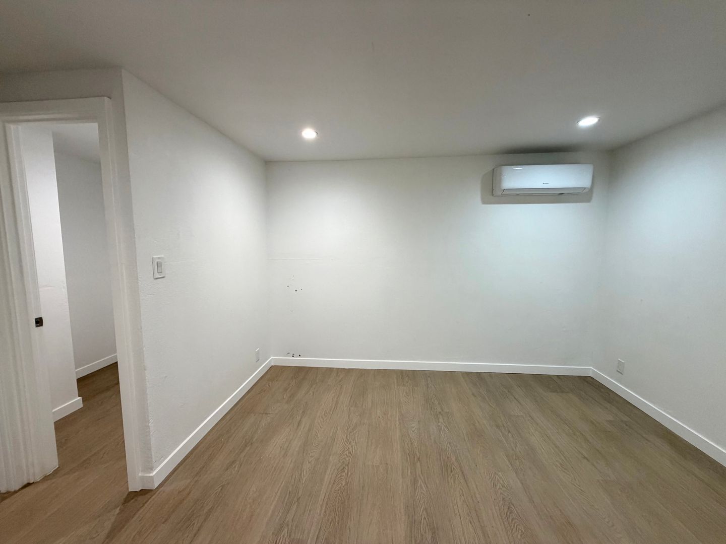 1070 Katherine Rd - Simi Valley - California - 2 bed, 2 bath rental property