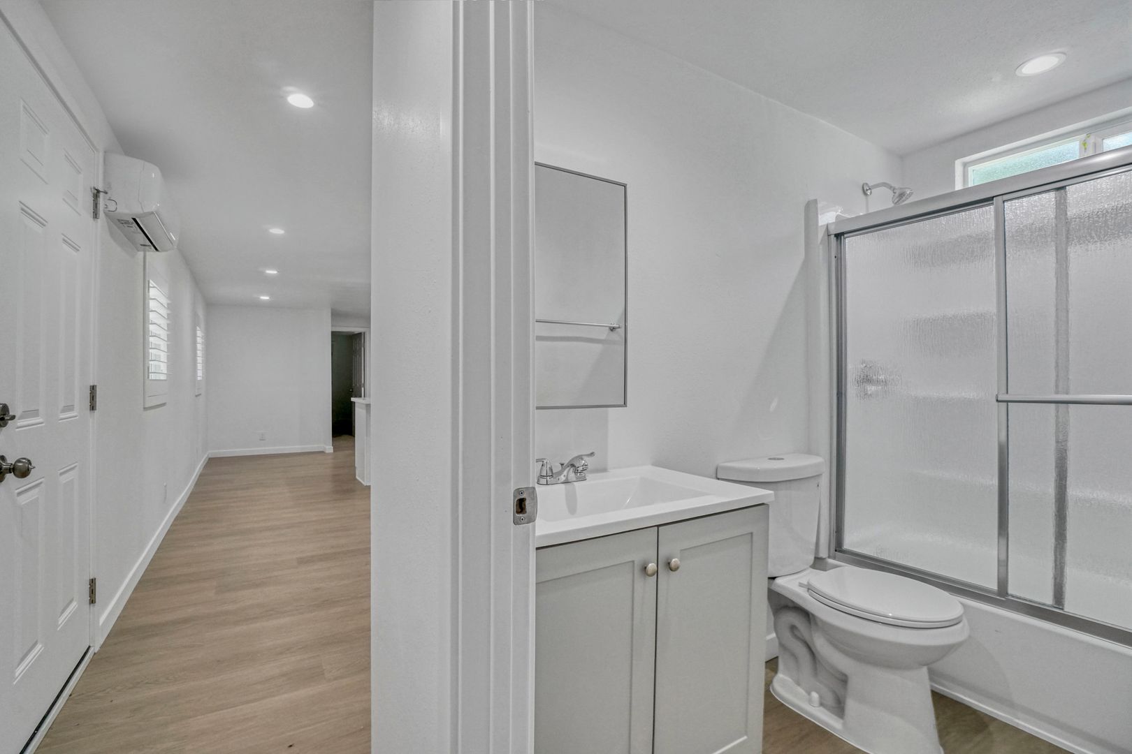 1070 Katherine Rd - Simi Valley - California - 2 bed, 2 bath rental property