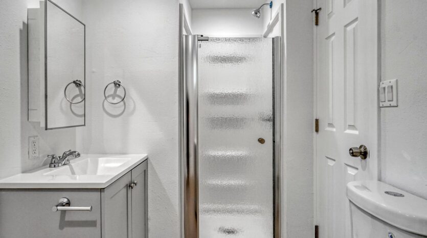 1070 Katherine Rd - Simi Valley - California - 2 bed, 2 bath rental property