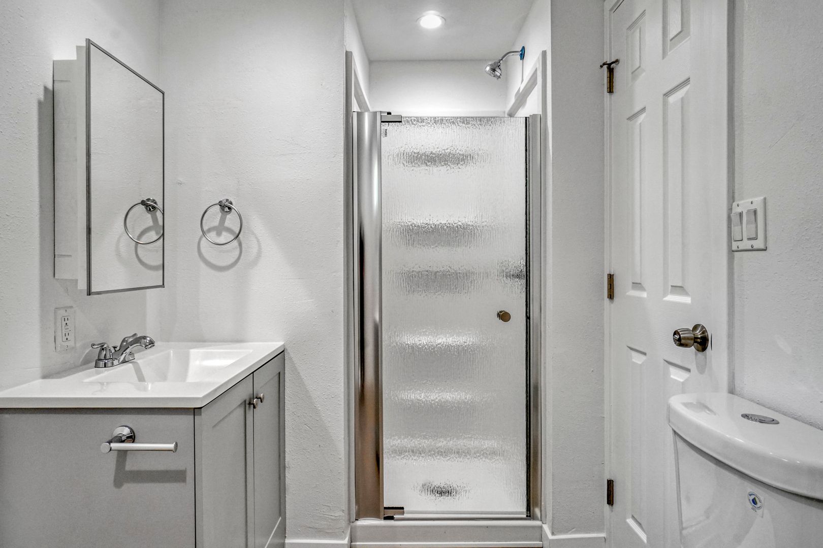 1070 Katherine Rd - Simi Valley - California - 2 bed, 2 bath rental property