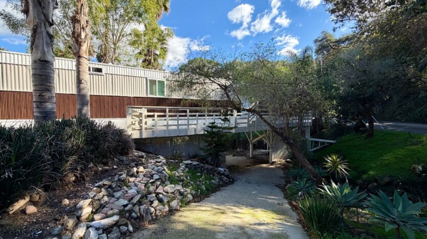 1070 Katherine Rd - Simi Valley - California - 2 bed, 2 bath rental property