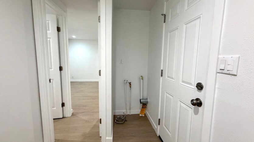 1070 Katherine Rd - Simi Valley - California - 2 bed, 2 bath rental property