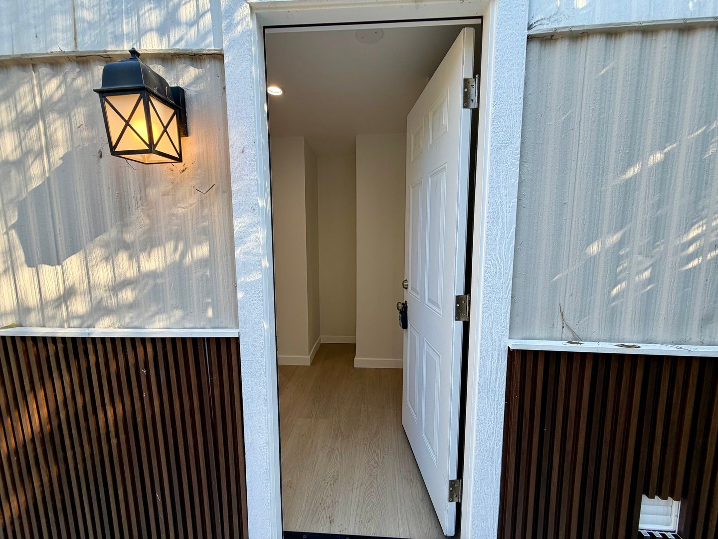 1070 Katherine Rd - Simi Valley - California - 2 bed, 2 bath rental property