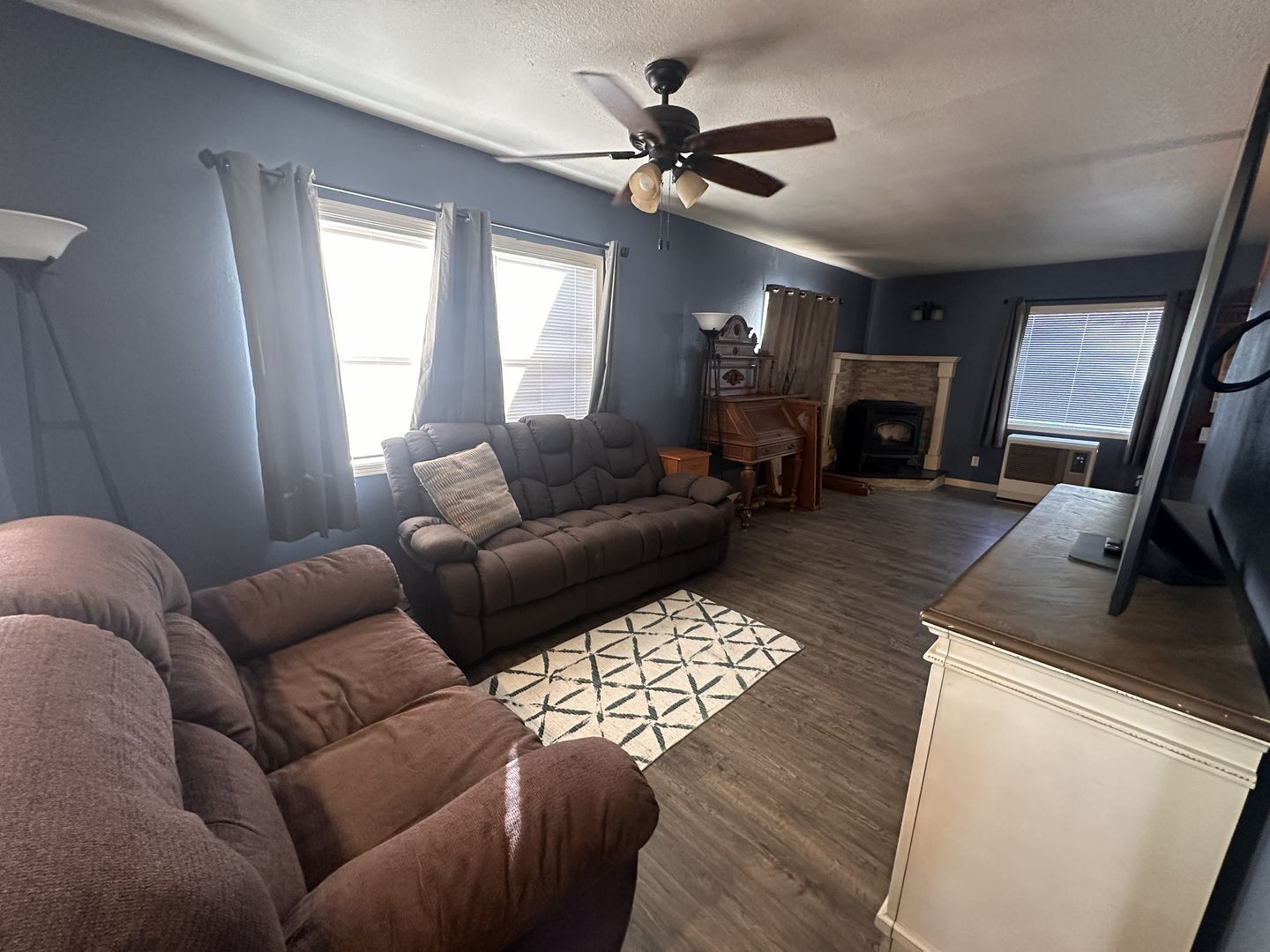 108 Elm St  - Westwood - California - 3 bed, 2 bath rental property