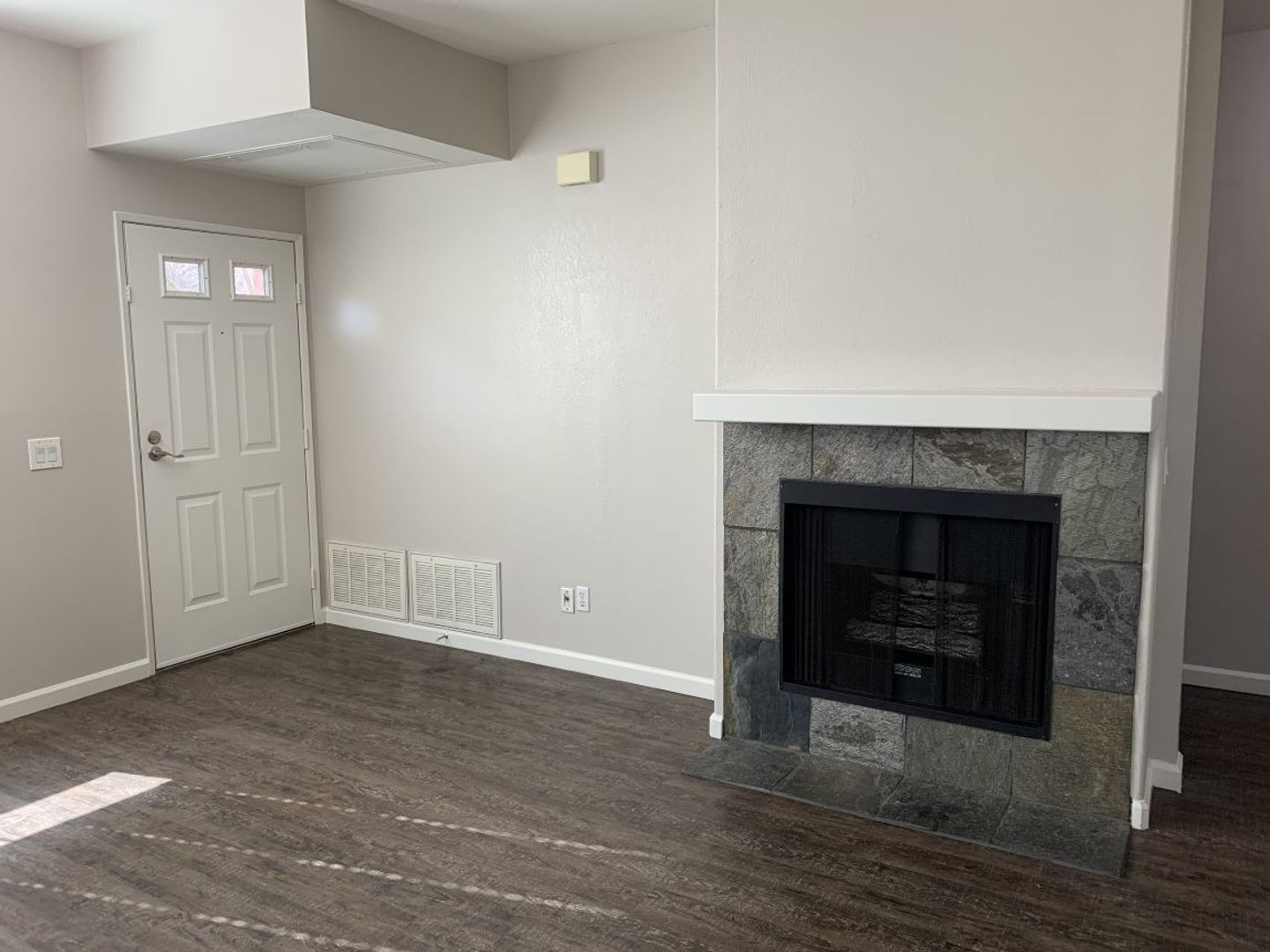 10911 Sabre Hills Dr., #360 - San Diego - California - 2 bed, 2 bath rental property