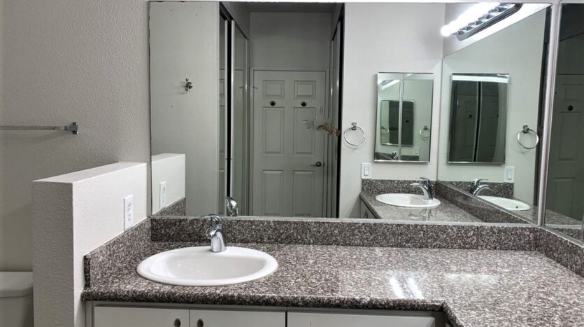 10911 Sabre Hills Dr., #360 - San Diego - California - 2 bed, 2 bath rental property