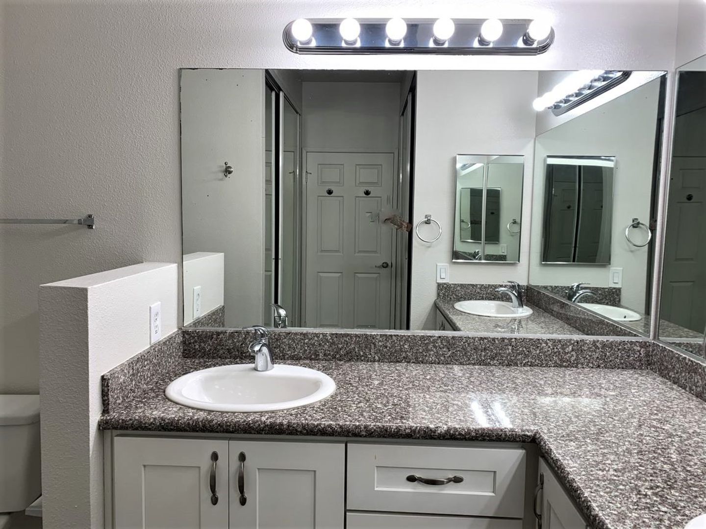 10911 Sabre Hills Dr., #360 - San Diego - California - 2 bed, 2 bath rental property