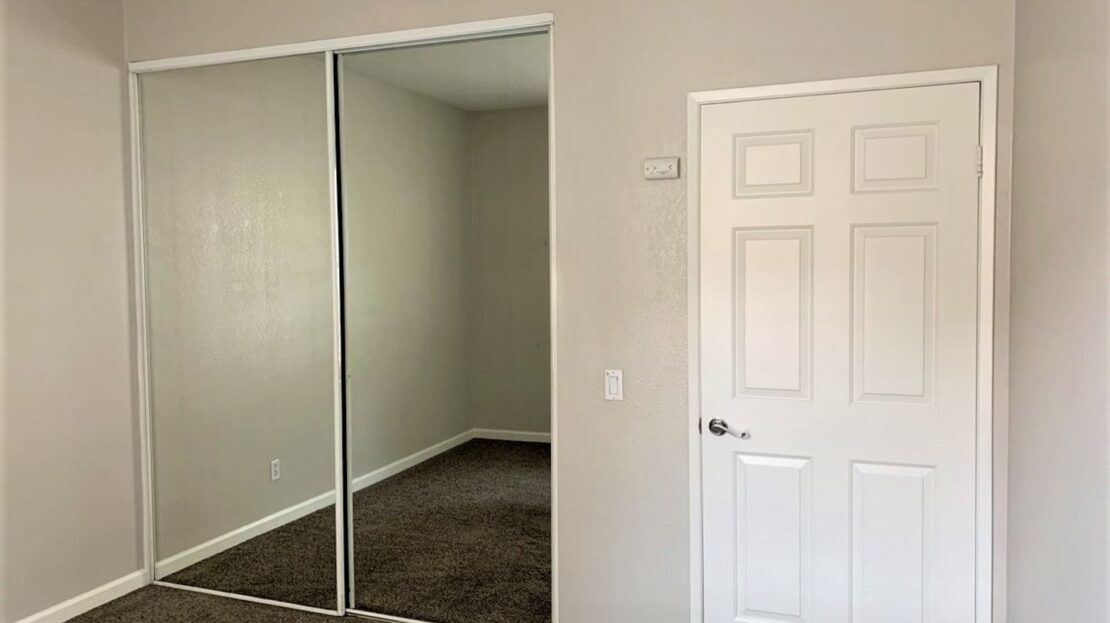 10911 Sabre Hills Dr., #360 - San Diego - California - 2 bed, 2 bath rental property