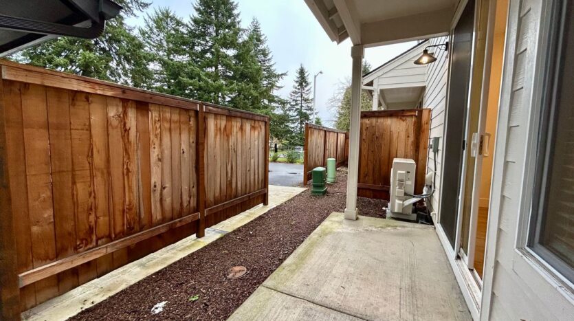 11015 NE 26th - Unit 07 - Vancouver - Washington - 3 bed, 2.5 bath rental property