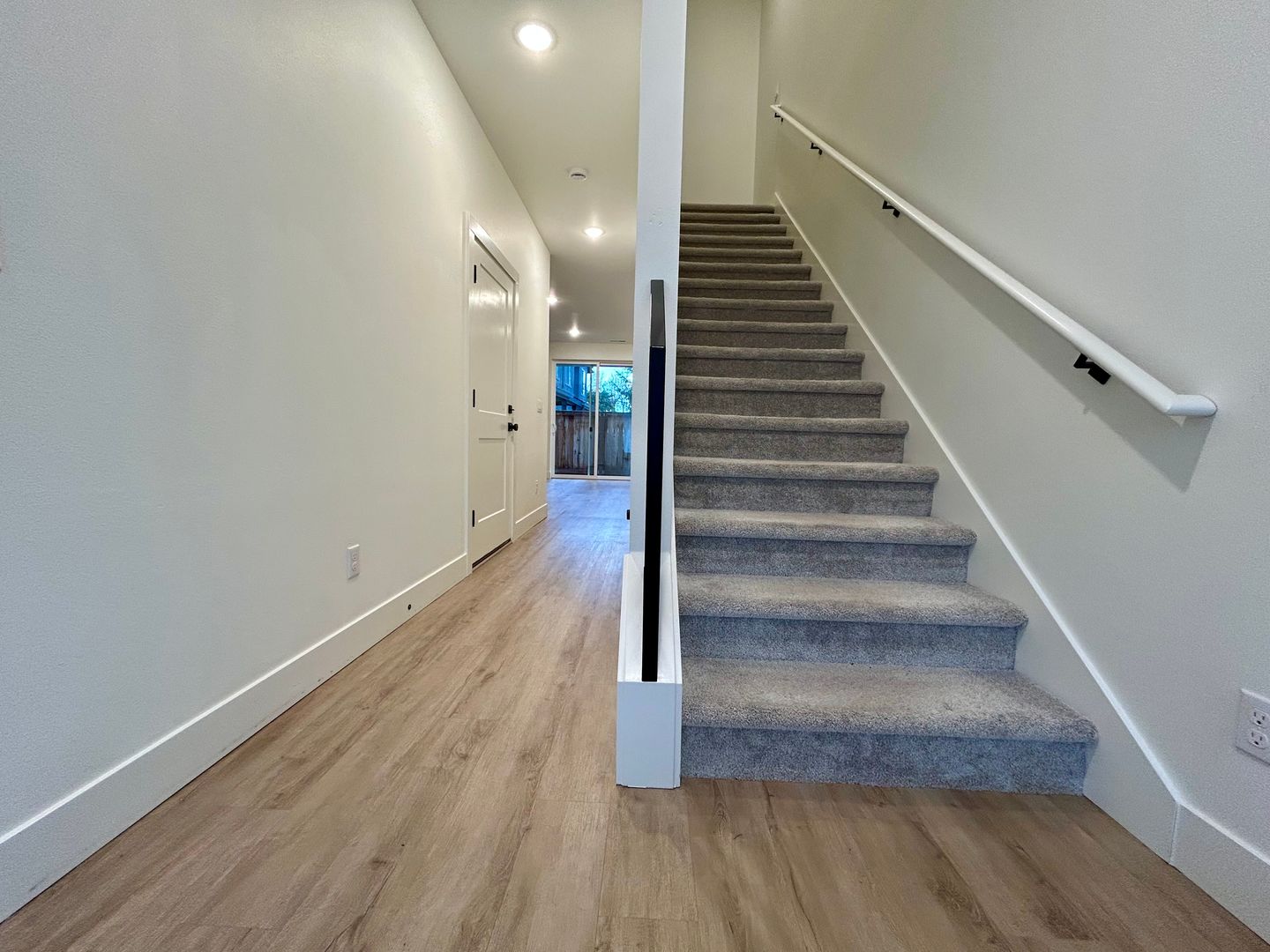 11015 NE 26th - Unit 07 - Vancouver - Washington - 3 bed, 2.5 bath rental property