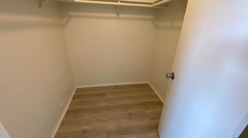 1117 Dianron Rd - Palmdale - California - 4 bed, 2 bath rental property